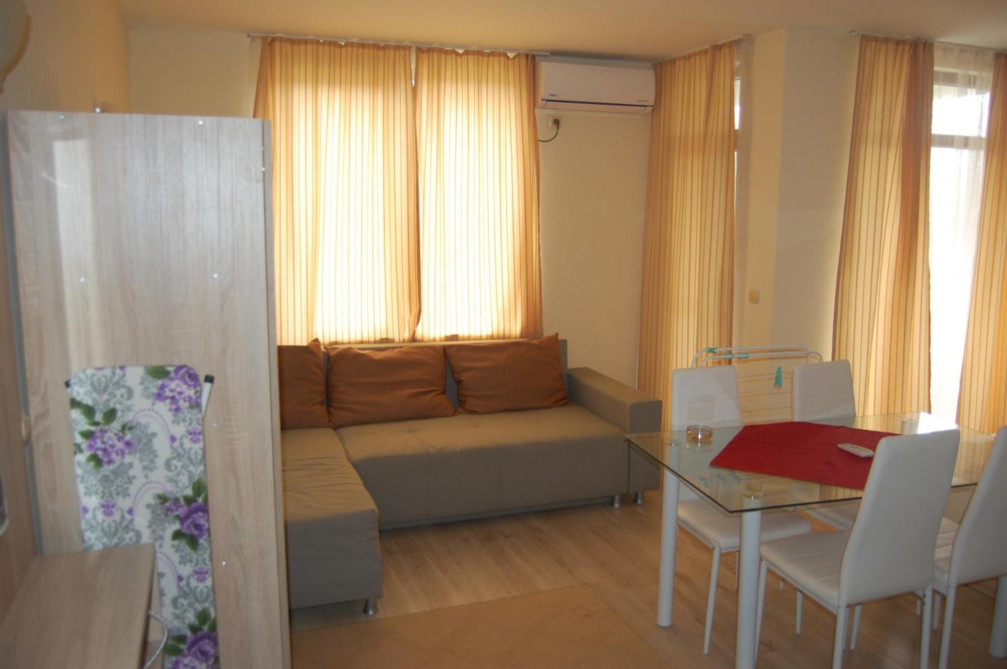 Renta Bg Apartments In Tsarevo Exterior photo