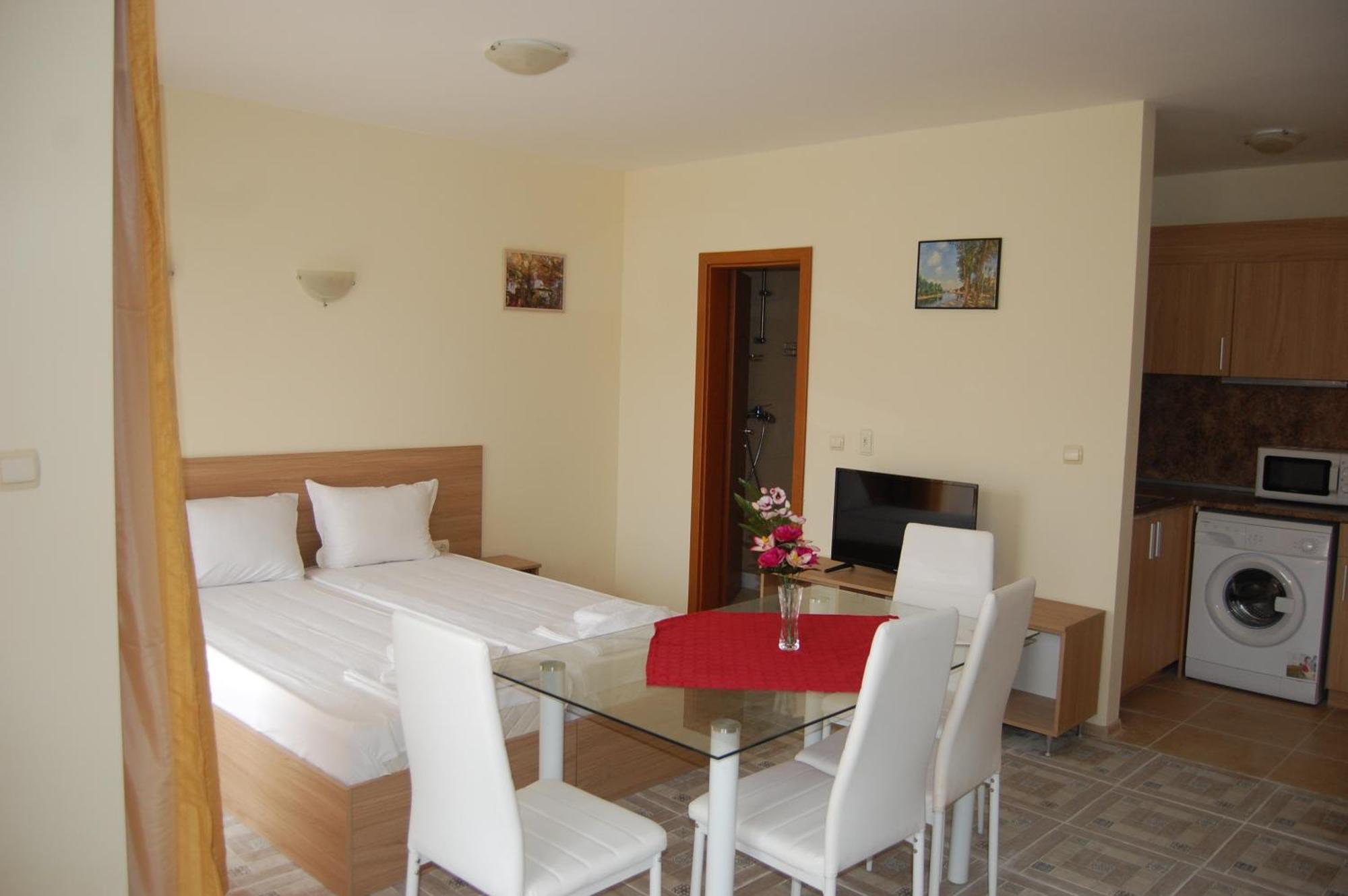 Renta Bg Apartments In Tsarevo Exterior photo